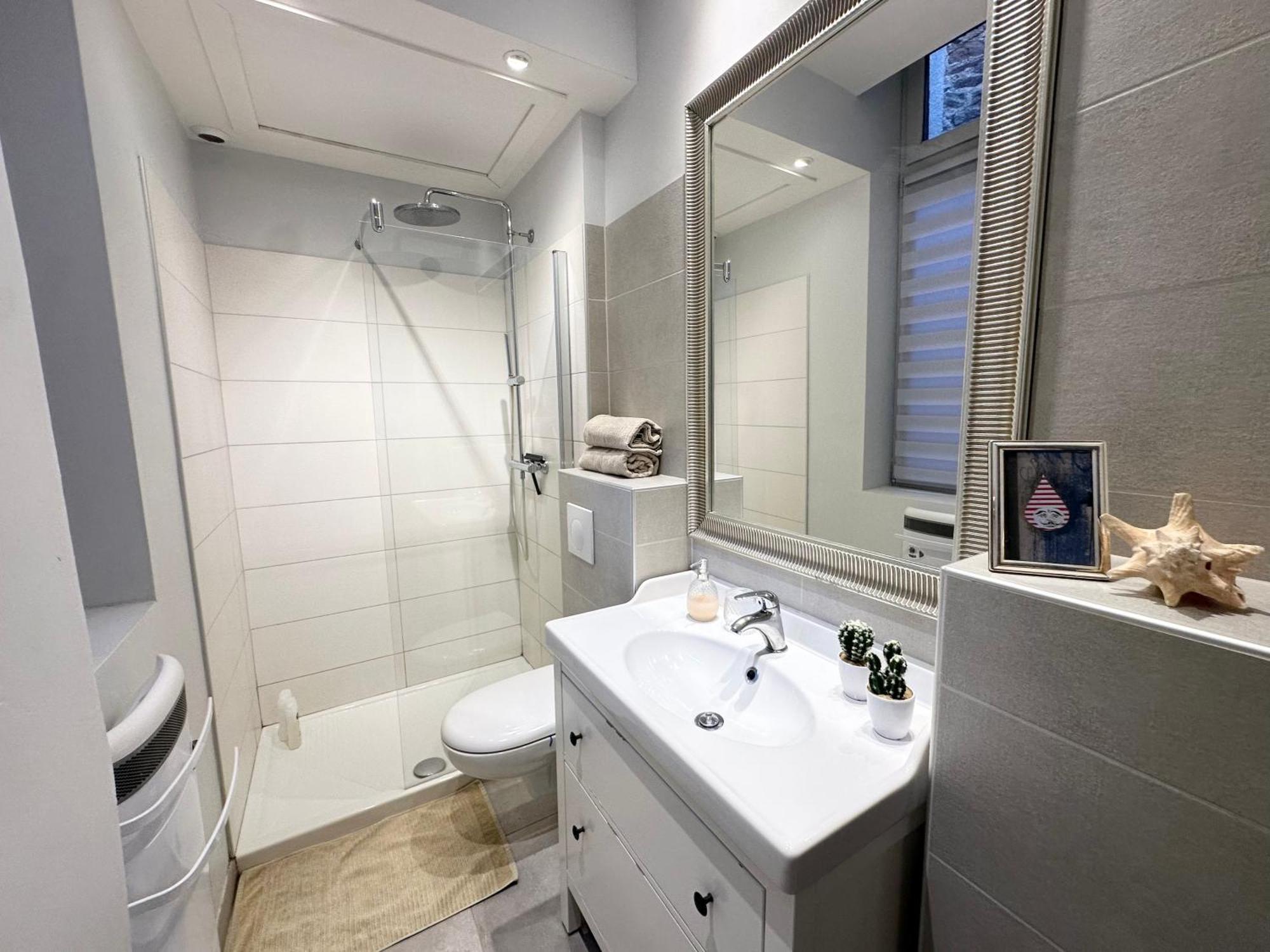 Appartement Le Bourg Hypercentre Wifi Rodez Bagian luar foto